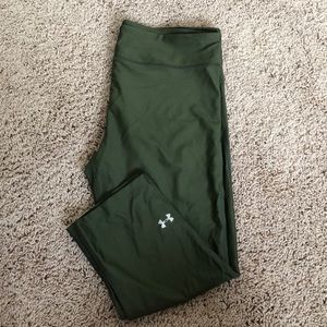 Under Armor Olive Green 7/8 leggings